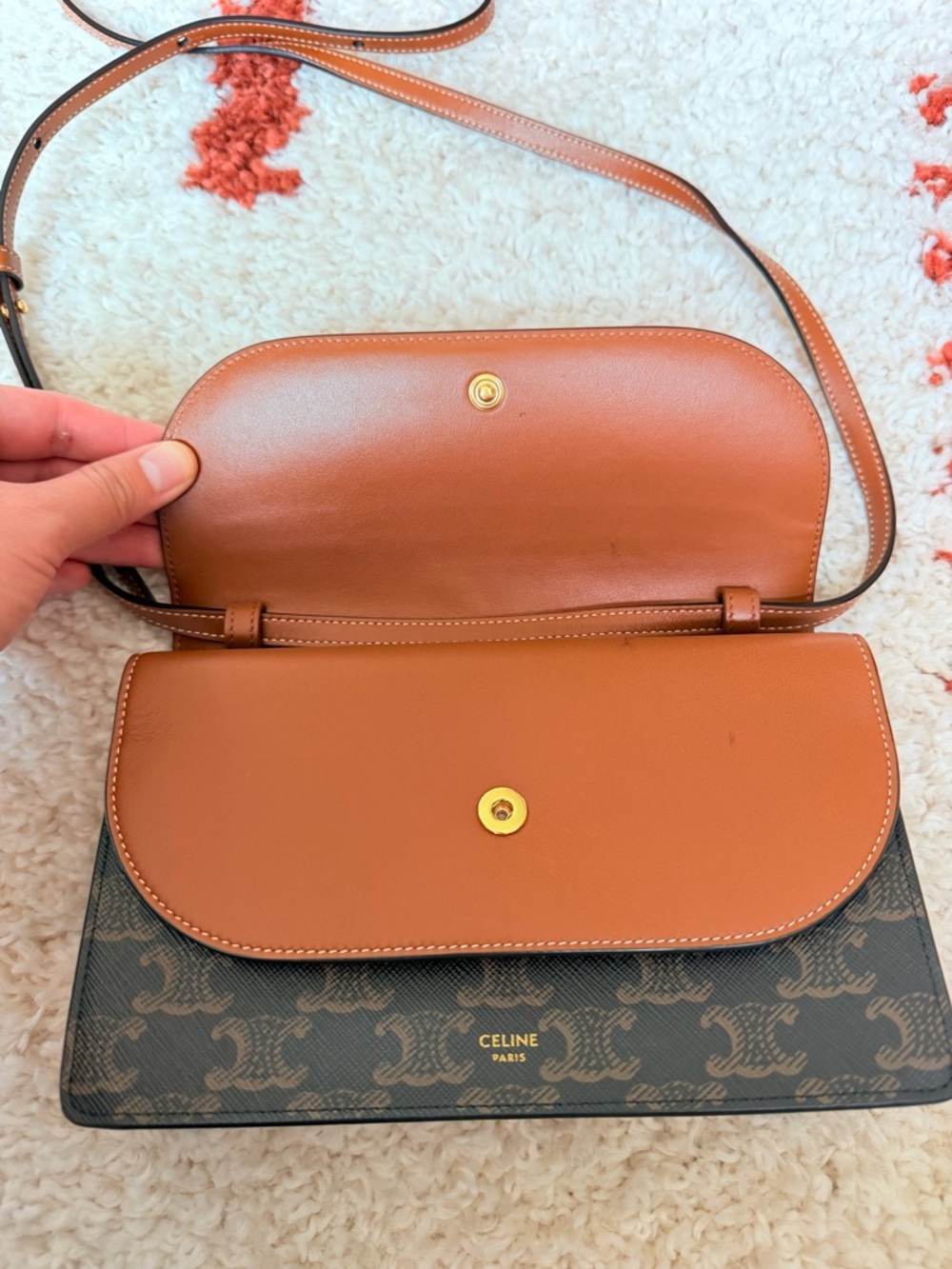 Celine Brown & Tan Triomphe wallet on Strap Bag - Picture 7 of 15